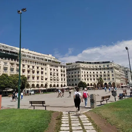 Georgia's * Palioura